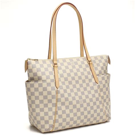 louis vuitton white checkered purse|white Louis Vuitton coin purse.